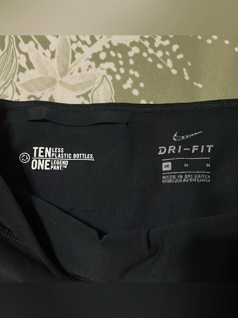 Nike Women’s Dri-FIT Power Panel Wrap Capri Leggings Tights Size Medium